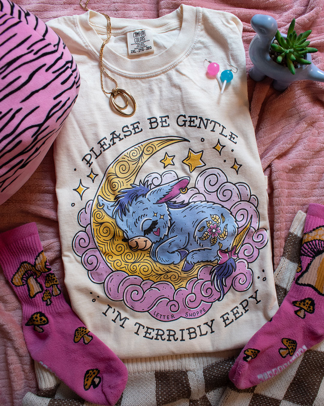 Be Gentle, I'm Eepy: Cute Graphic T-Shirt
