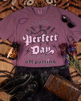 Hot & Off-Putting: Alt Grunge Graphic Tee