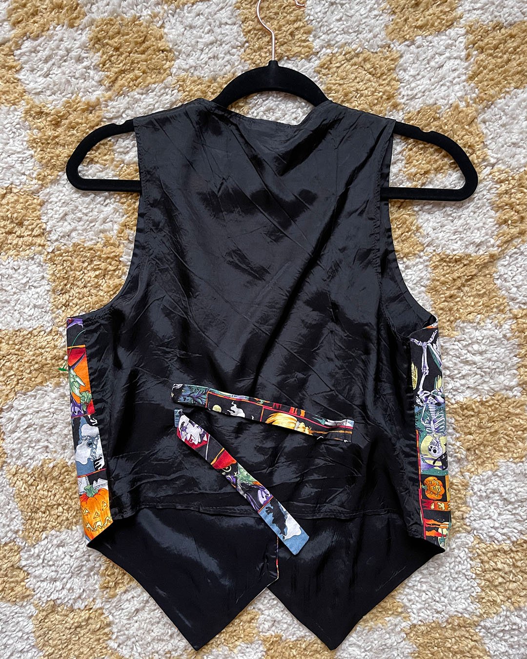 S - Halloween Vest
